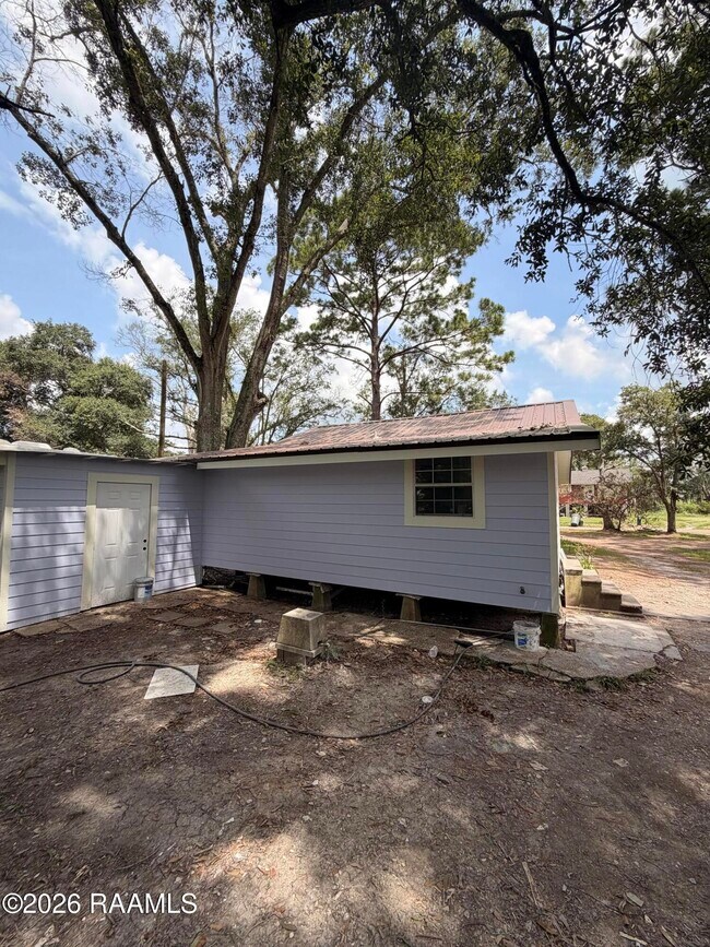 Building Photo - 4918 Par Rd 268