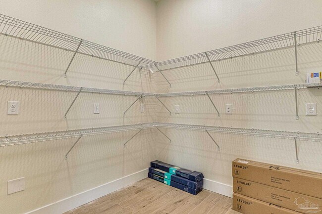 Building Photo - 412 Elcino Dr