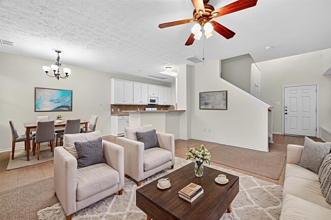 Building Photo - 25222 Boulder Bend Ln