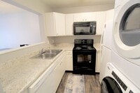 Building Photo - 1380 Hunters Rd