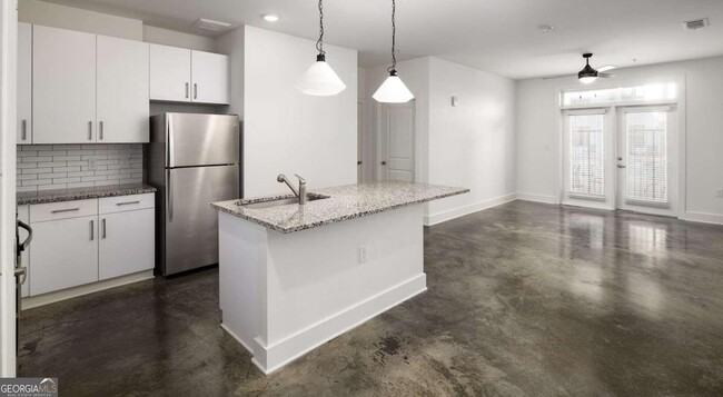 Building Photo - 5193 Peachtree Blvd