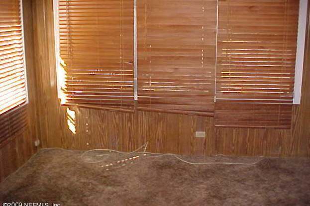 Building Photo - 9034 Tyler Ave