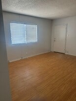 Building Photo - 705 Morgan Ave