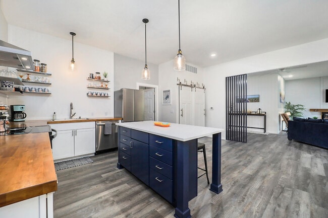 Building Photo - 2506 J Maddy Pky