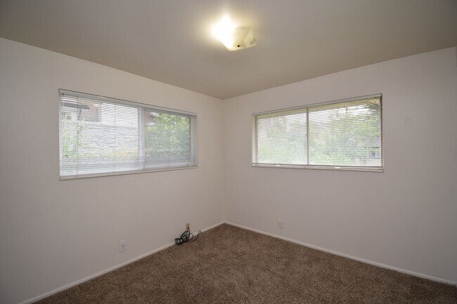 Building Photo - 4248 S 1350 E