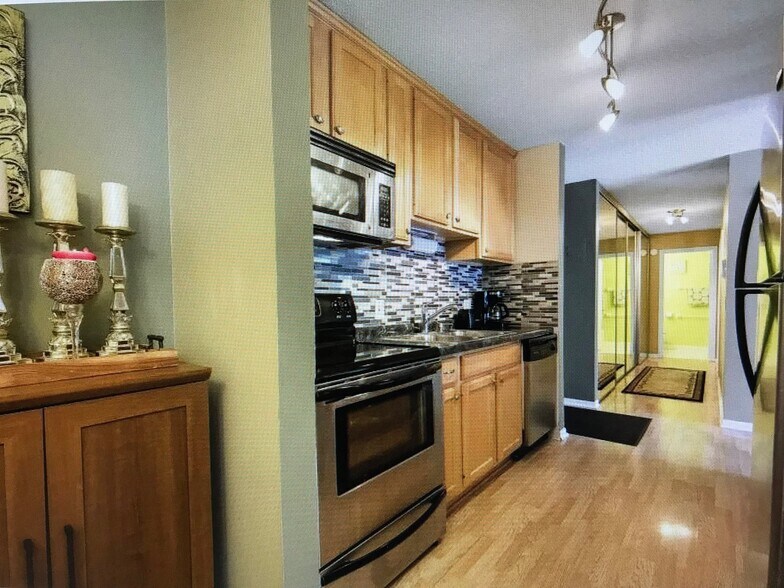 Building Photo - 4110 Rahn Rd