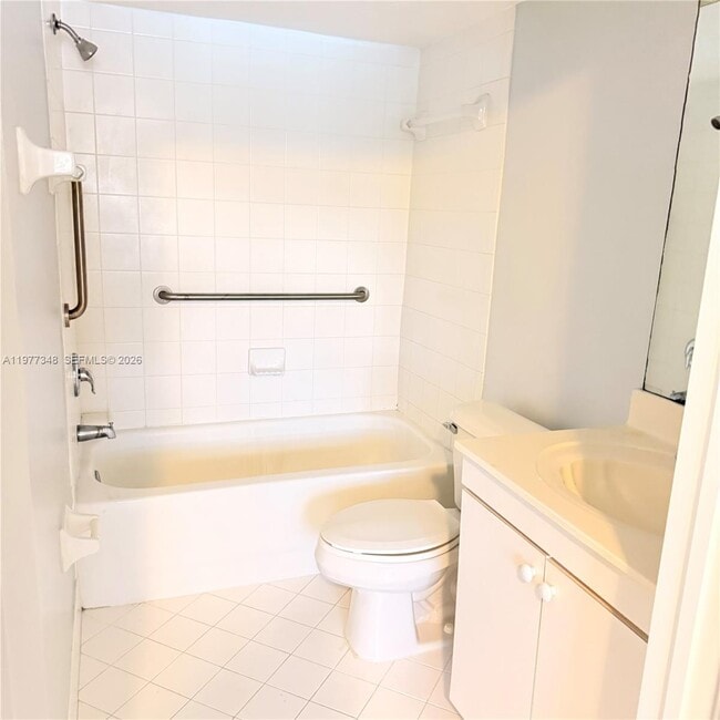 Building Photo - 2910 SE 13th Ave