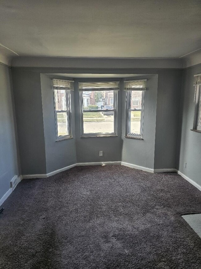 Building Photo - 10440 Nottingham Rd