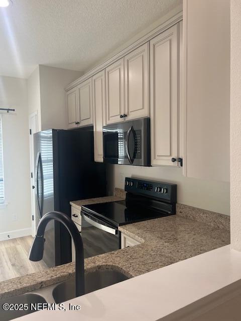 Building Photo - 681 Orange St