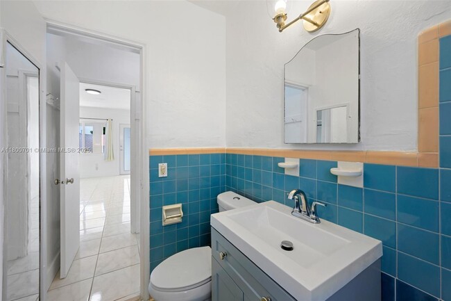 Building Photo - 550 NE 82nd Terrace