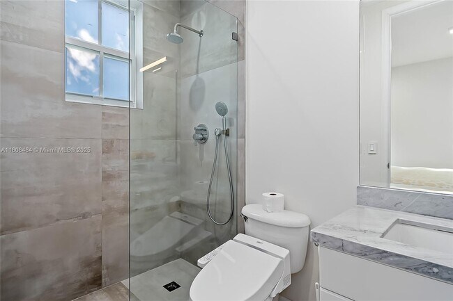 Building Photo - 5701 SW 85th St
