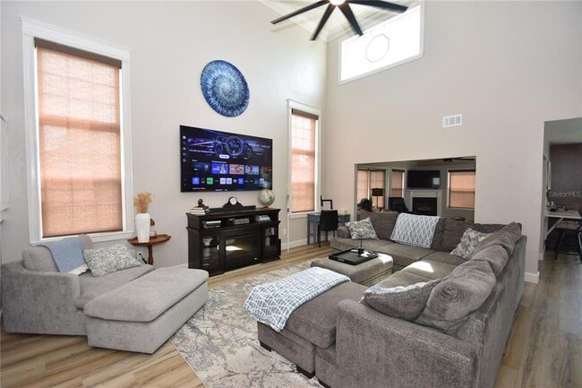 Building Photo - 1 Bedford Dr