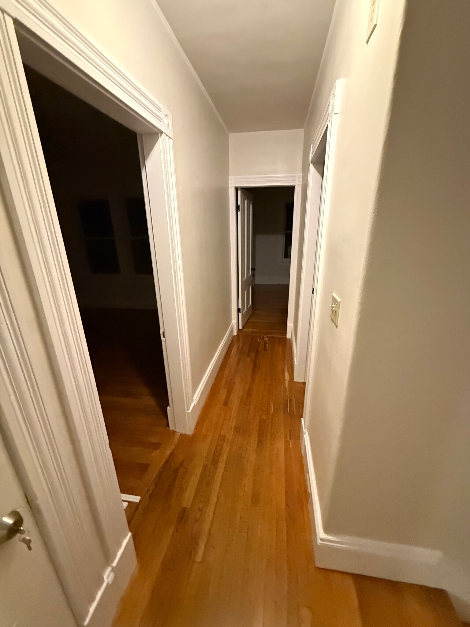 Building Photo - 256-258 Gibson St