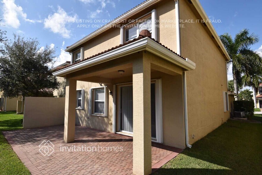 Building Photo - 7866 Jewelwood Dr