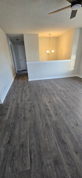 Building Photo - 17163 E Tufts Ave