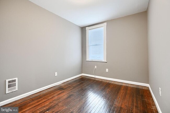 Building Photo - 1931 Griffis Ave