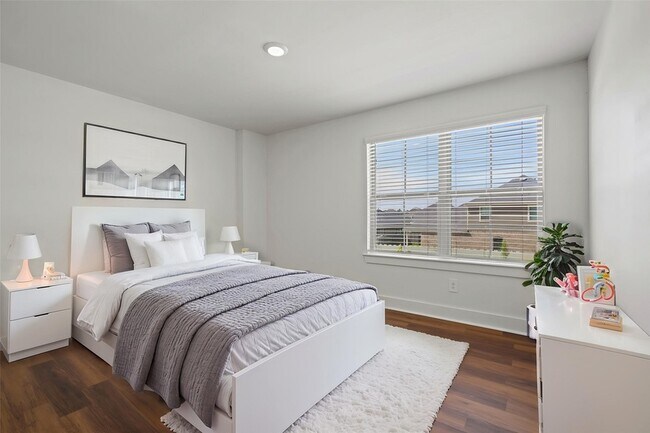 Building Photo - 10603 Whitejacket