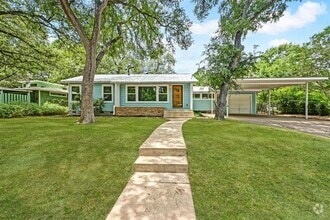Building Photo - 4928 Strass Dr