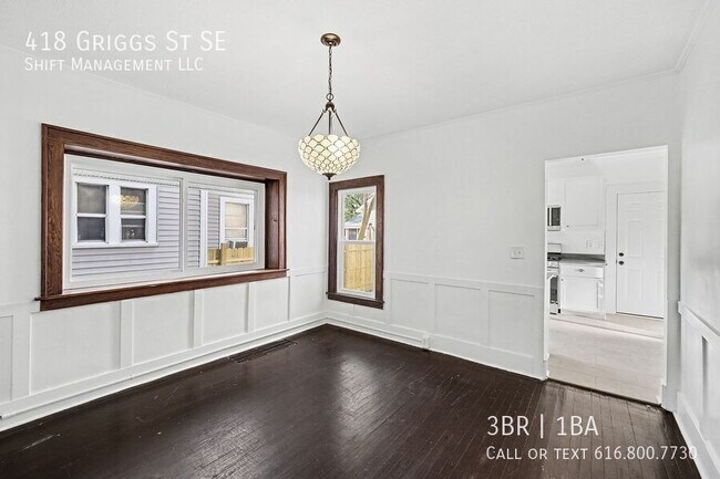 Building Photo - 418 Griggs St SE