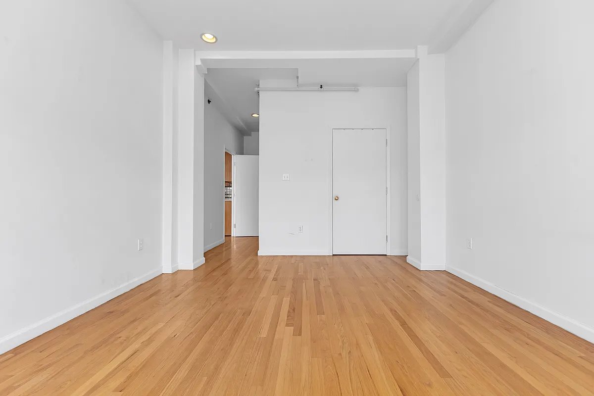 Building Photo - 97 Grand St