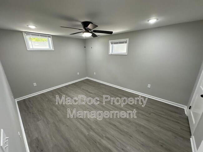 Building Photo - 12317 Metlock Rd