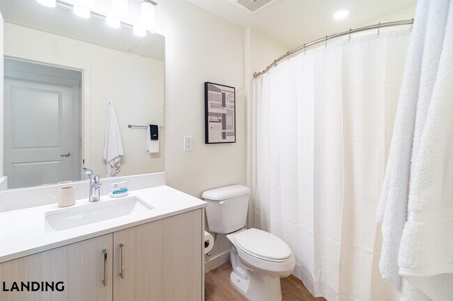 Building Photo - 41545 Ivy St