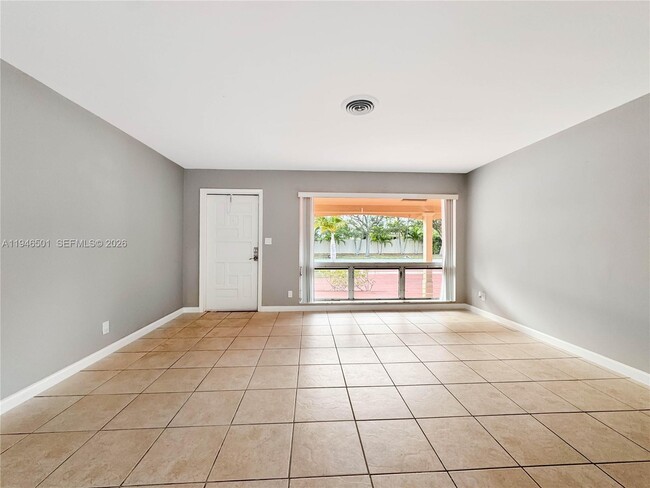 Building Photo - 6210 NE 21st Rd