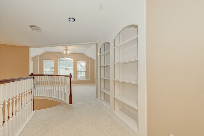 Building Photo - 22518 Silvermist Ln