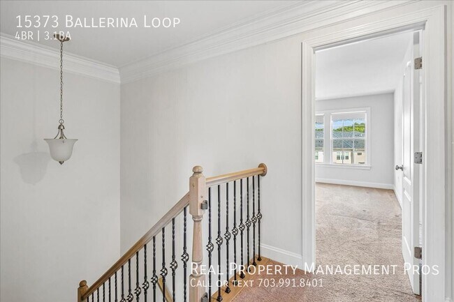 Building Photo - 15373 Ballerina Lp