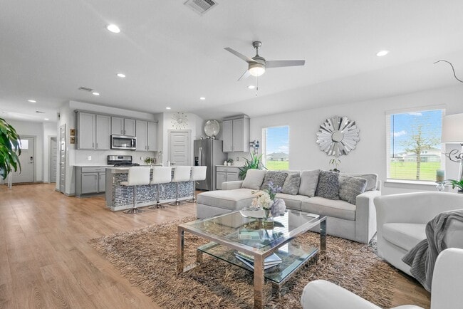 Building Photo - 29403 Ella Larchmont Ct