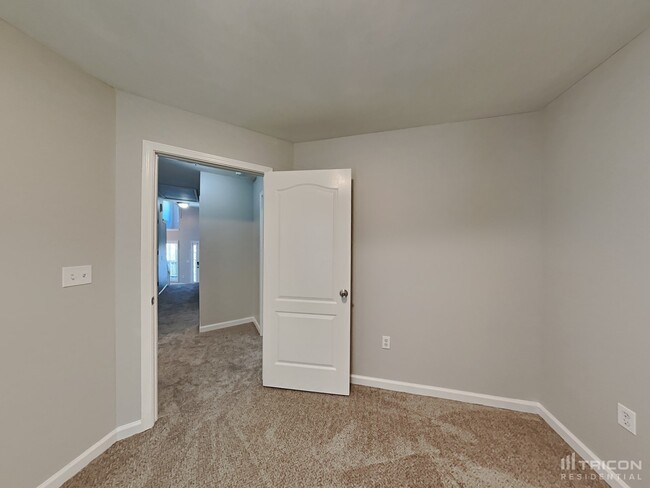 Building Photo - 183 Ivey Lake Pkwy