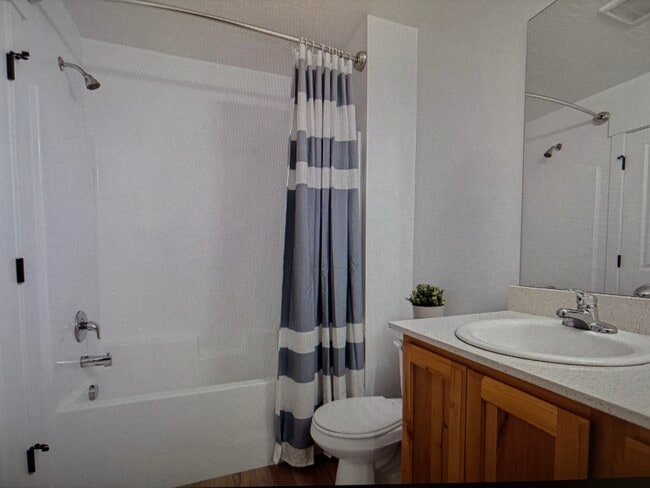 Building Photo - Santaquin Rental House #2