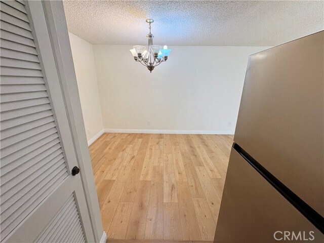 Building Photo - 118 N Cedar St