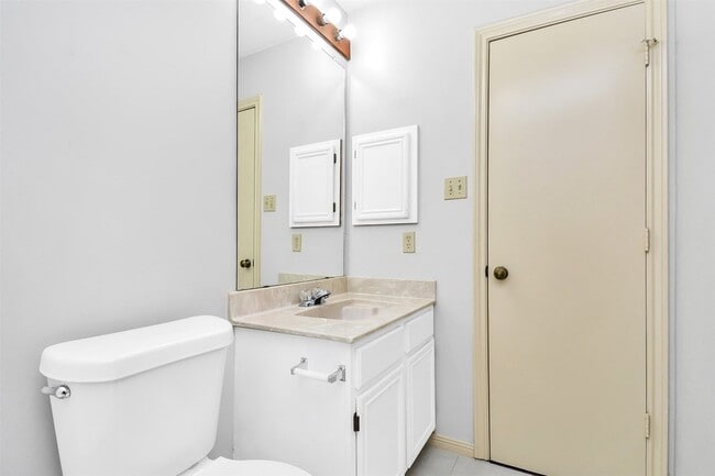 Building Photo - 13546 Cabrera Ln