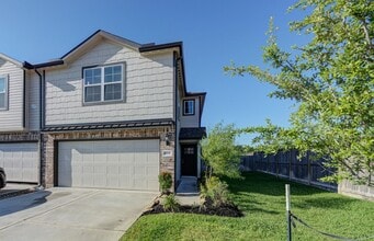 Building Photo - 18831 Glenwood Chase Ct