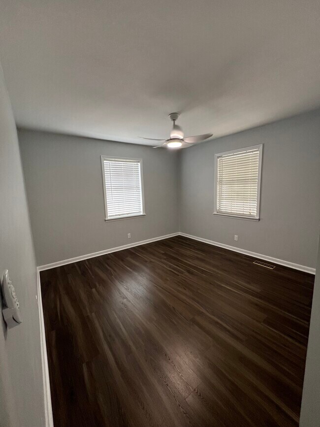 Bedroom 2 - 410 Isbill Rd