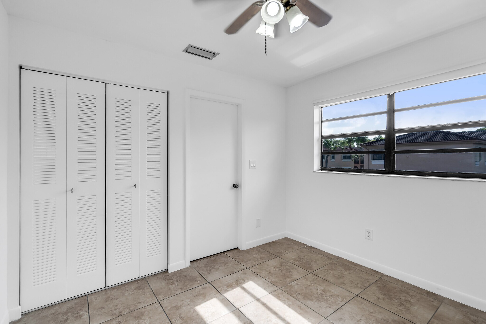 Building Photo - 18206 Mediterranean Blvd