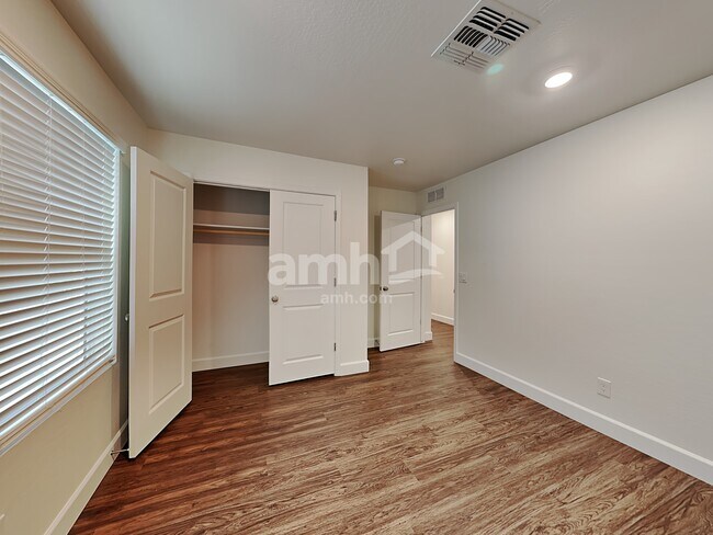 Building Photo - 669 West Bosal Dr