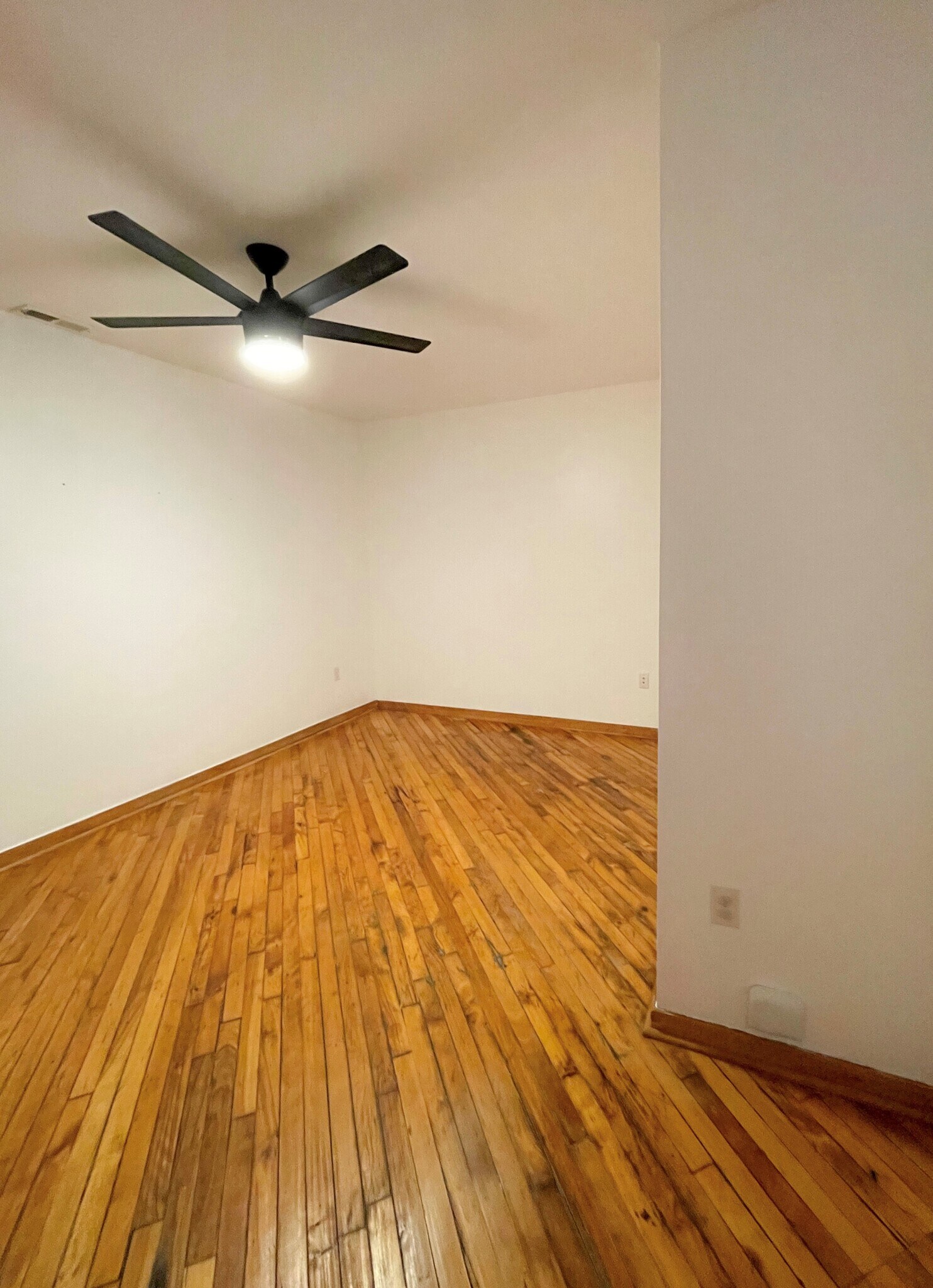 Bedroom #2 - 2003 Brooklyn St