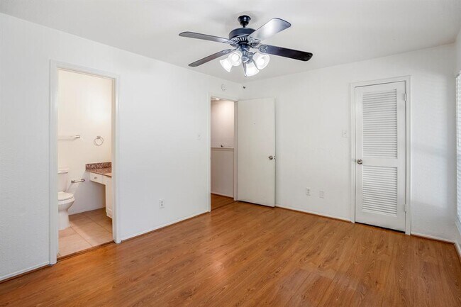 Building Photo - 2501 Bering Dr
