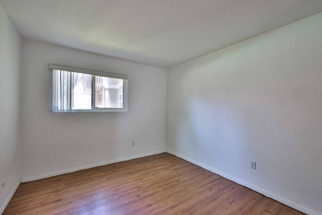 Building Photo - 6333 College Grove Way