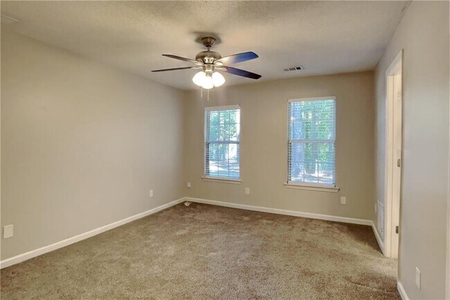 Building Photo - 8435 Sapphire Ln