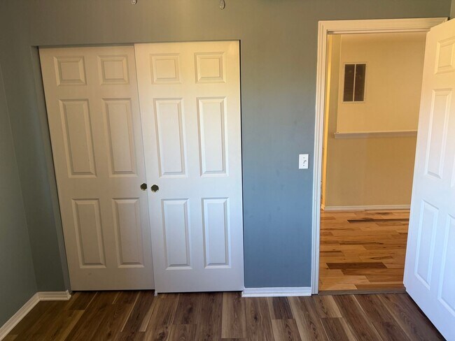 Building Photo - Mount Vernon 3 bedroom with large bonus room