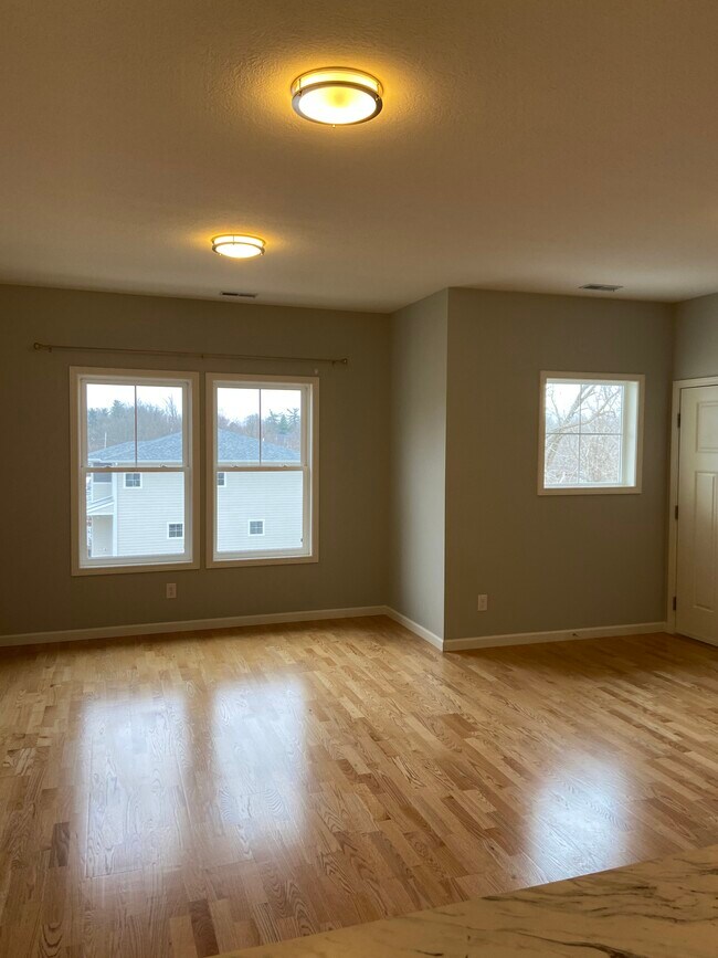 Cedar Bluff Apartments 4422 N Cypress Bloomington IN 47404