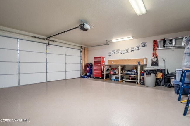 Building Photo - Unfurnished beauty in lovely Amante