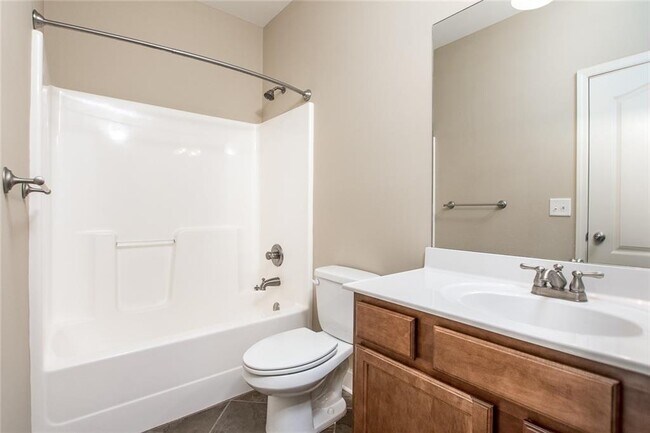Building Photo - 528 Twinrose Way