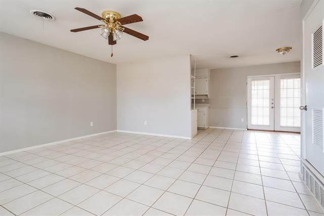 Building Photo - 1212 Cavender Dr