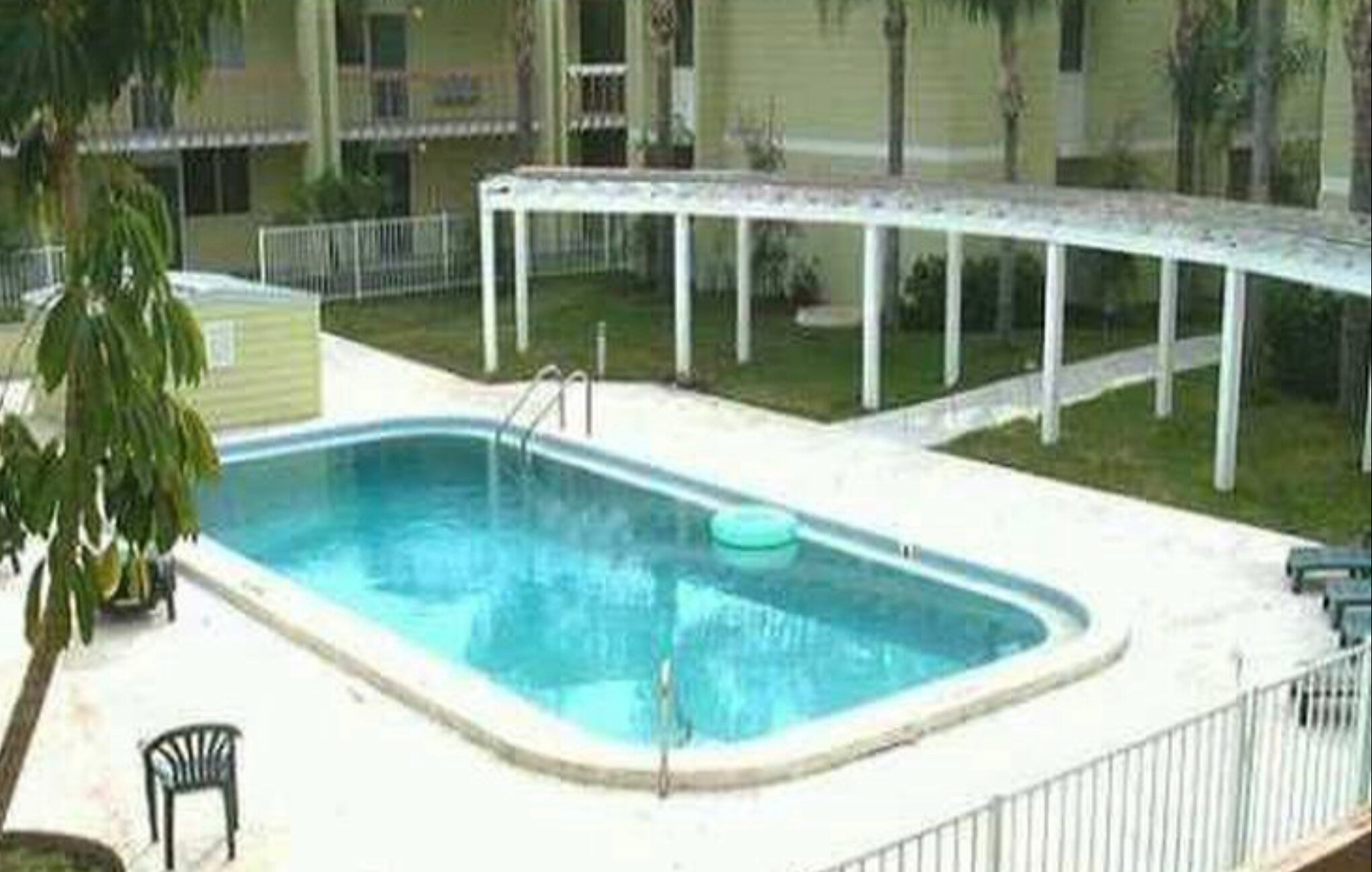 Building Photo - 1301 S Howard Ave