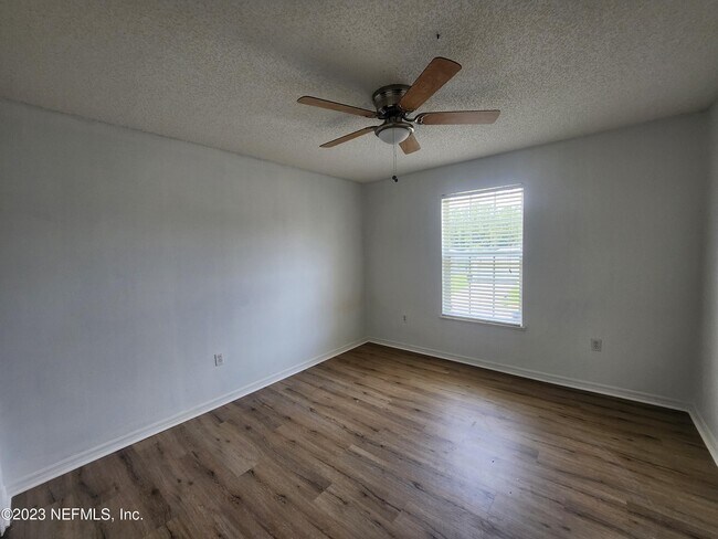 Building Photo - 7431 Overland Park Blvd