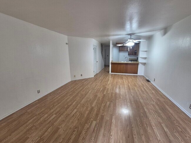 Building Photo - 523 Prince Ave